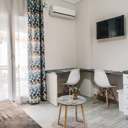 Freesia #Colony_Urban_Apartment Thessalonique Extérieur photo