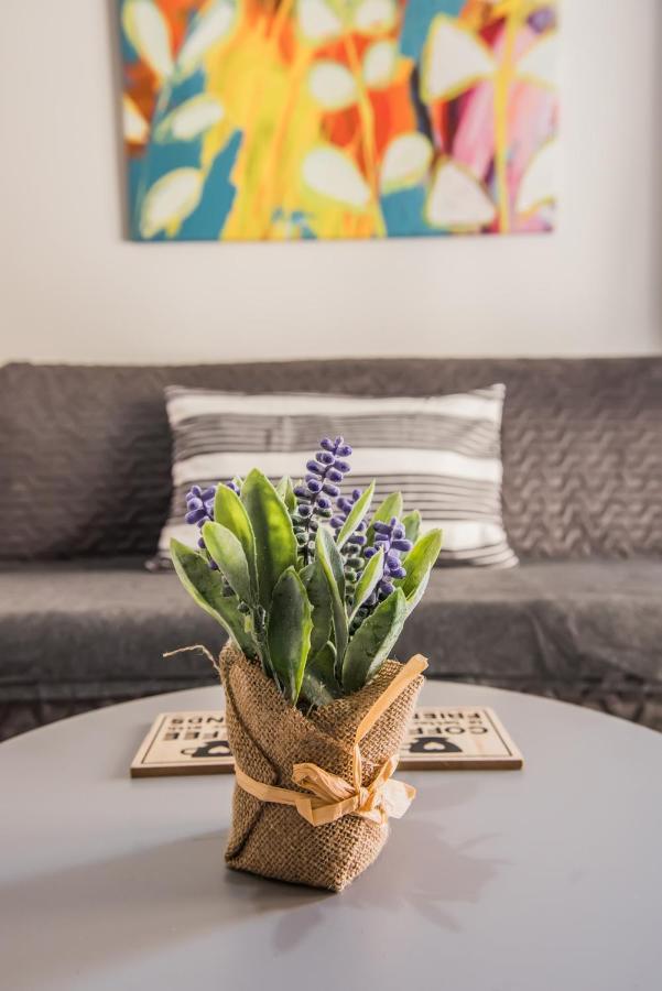 Freesia #Colony_Urban_Apartment Thessalonique Extérieur photo
