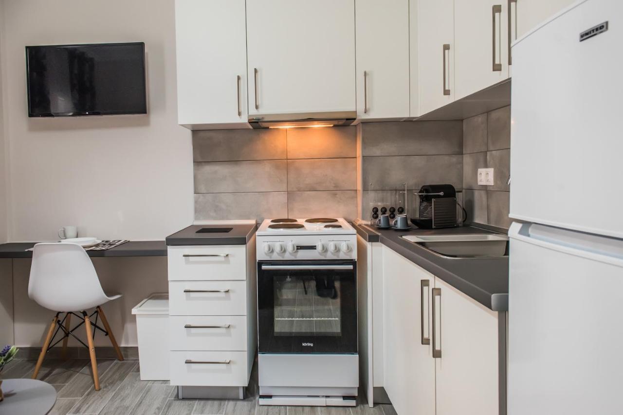 Freesia #Colony_Urban_Apartment Thessalonique Extérieur photo