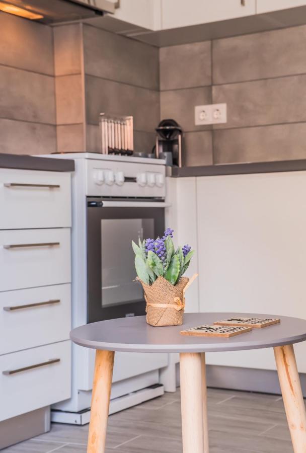 Freesia #Colony_Urban_Apartment Thessalonique Extérieur photo